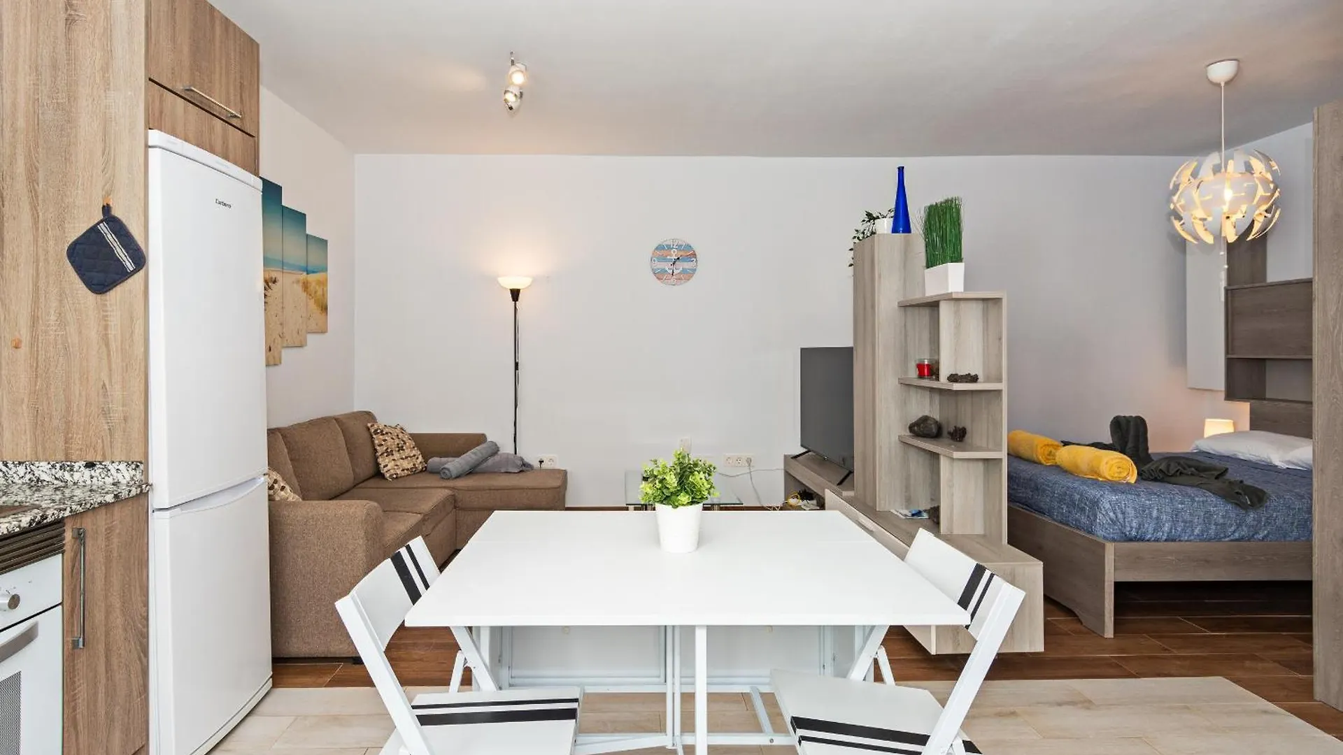Arrecife Modern House - Renovated & Cozy Apartment