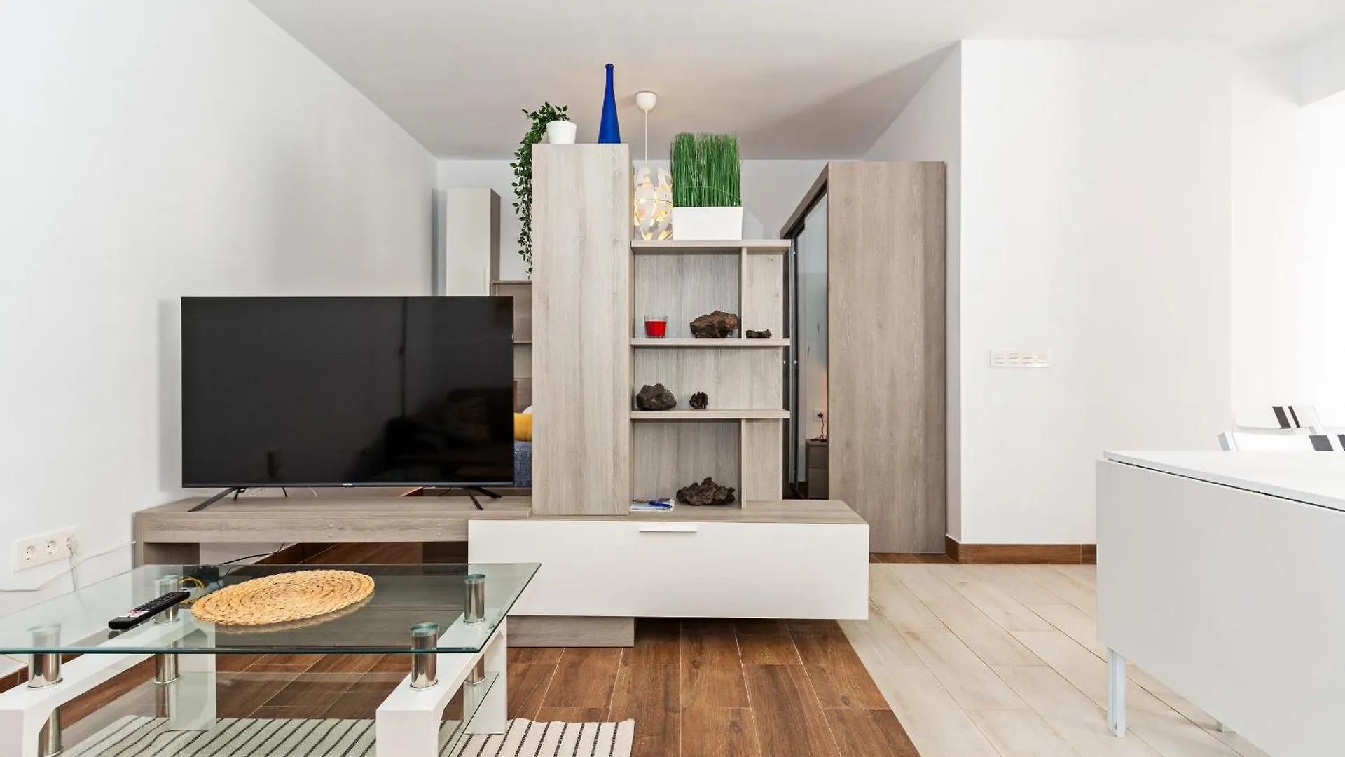 Arrecife Modern House - Renovated & Cozy Apartment